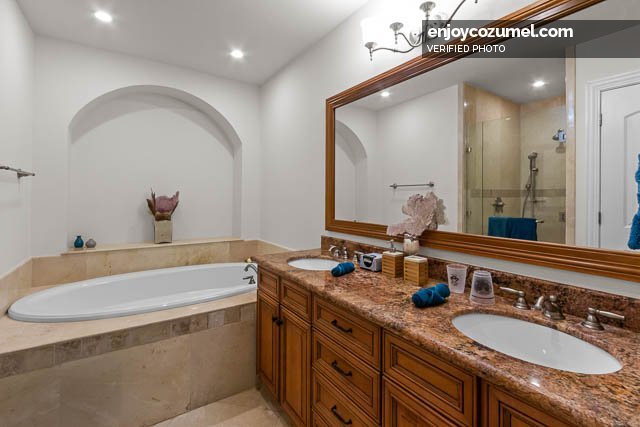 Cozumel_Condo_Landmark 403_14681